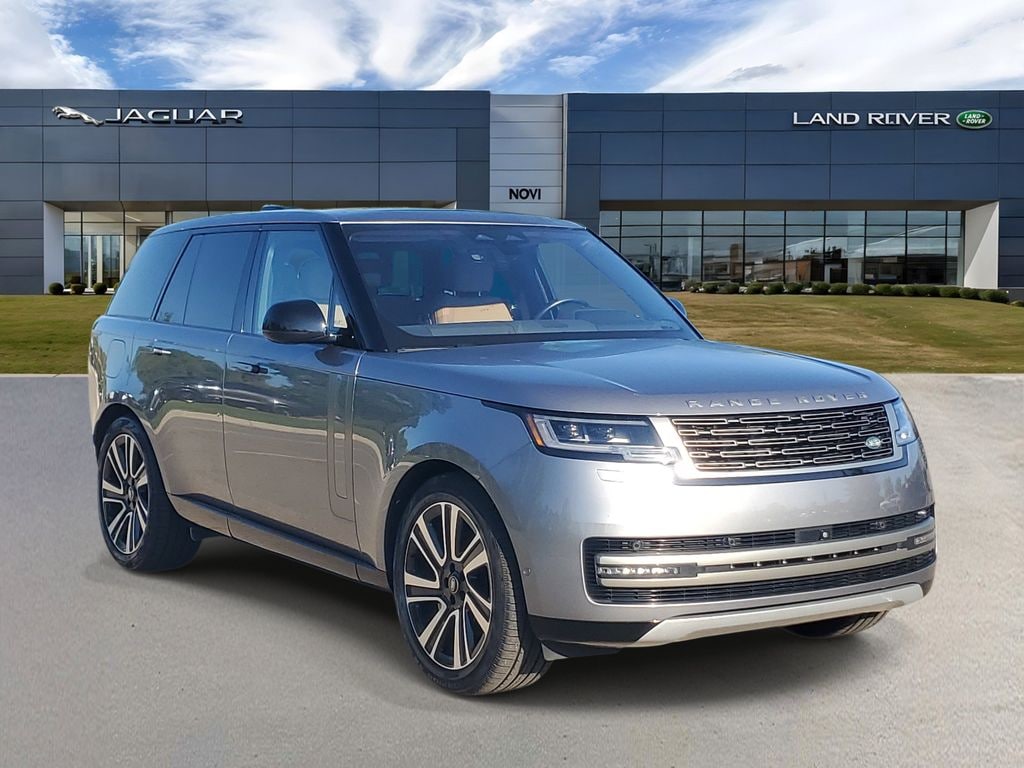 Used 2023 Land Rover Range Rover P400 SE SUV