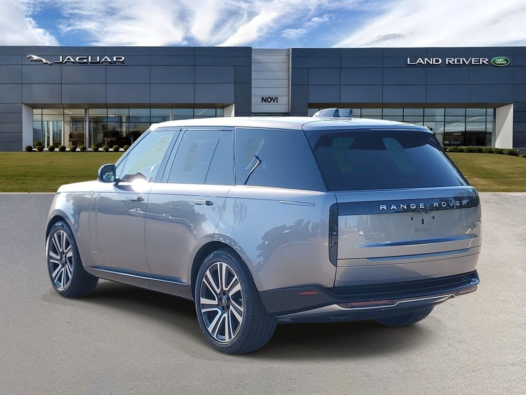 Used 2023 Land Rover Range Rover P400 SE SUV
