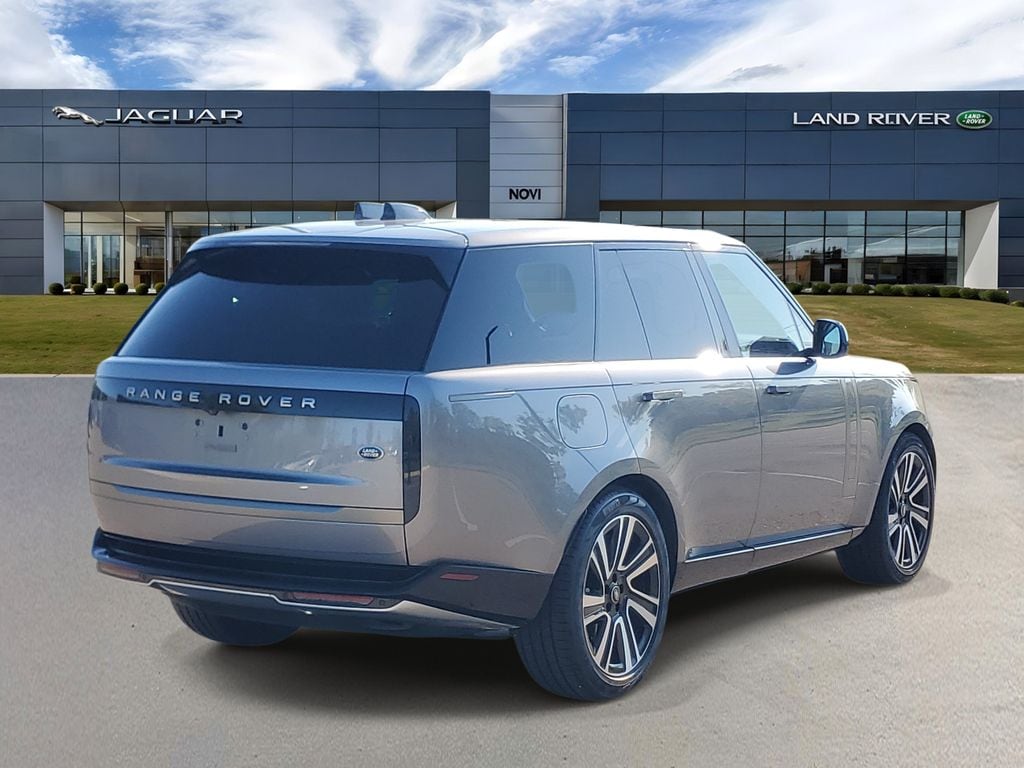 Used 2023 Land Rover Range Rover P400 SE SUV