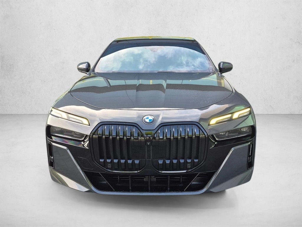 Used 2023 BMW 760i xDrive Sedan