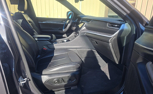 Used 2025 Jeep Grand Cherokee Limited SUV