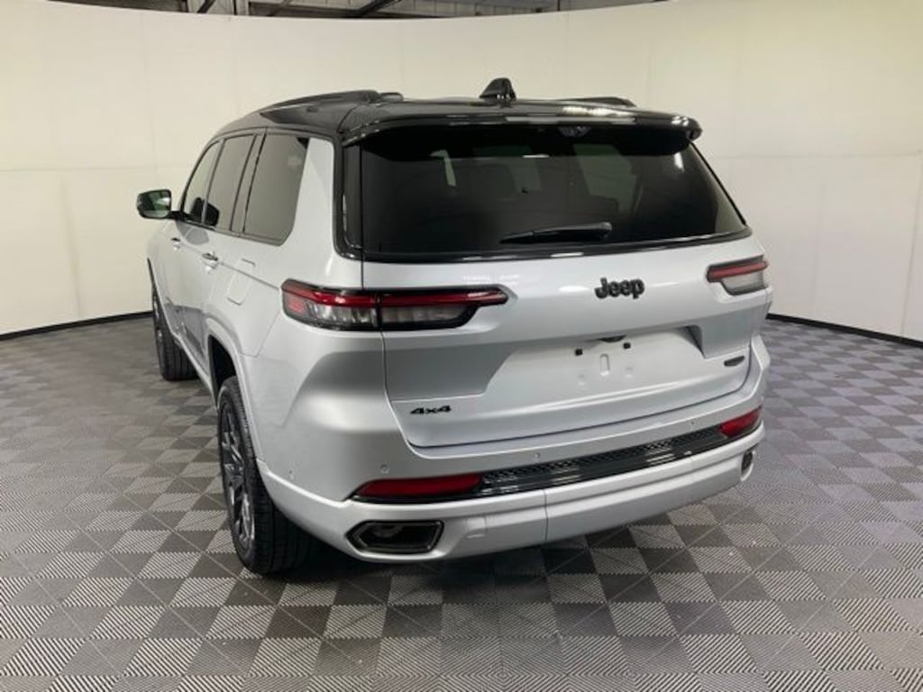 Used 2025 Jeep Grand Cherokee L Summit SUV