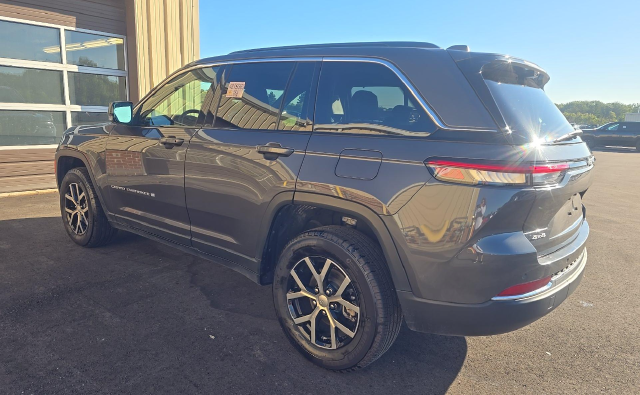 Used 2025 Jeep Grand Cherokee Limited SUV