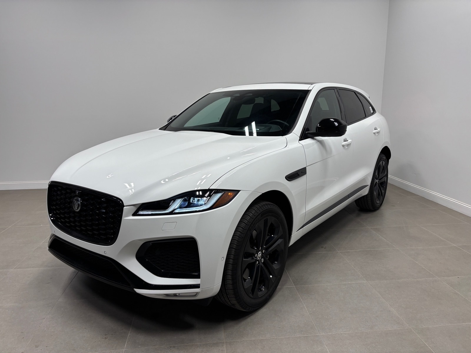 2026 Jaguar F-Pace R-Dynamic S