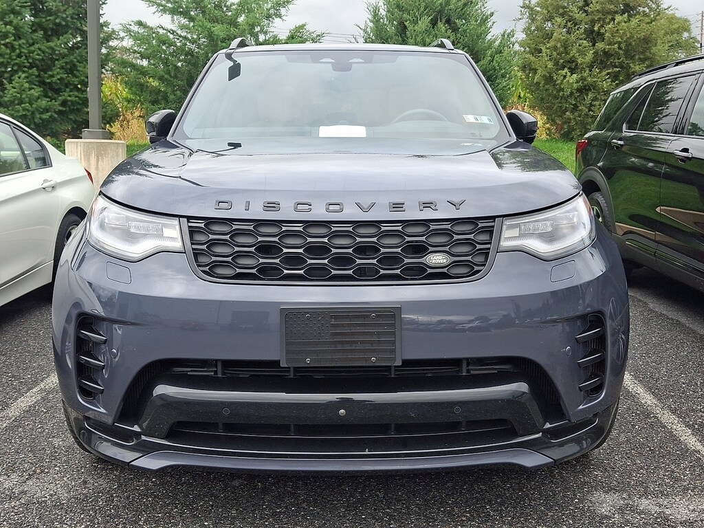 Used 2024 Land Rover Discovery P360 Dynamic SE Sport Utility