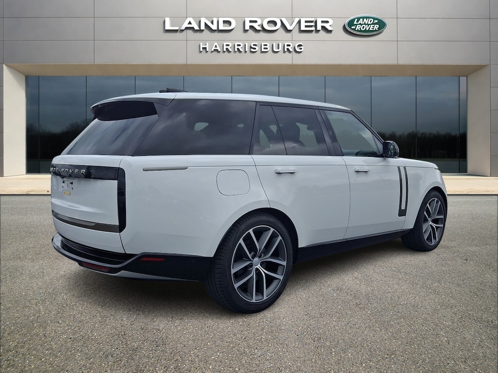 Certified 2025 Land Rover Range Rover P400 SE Sport Utility