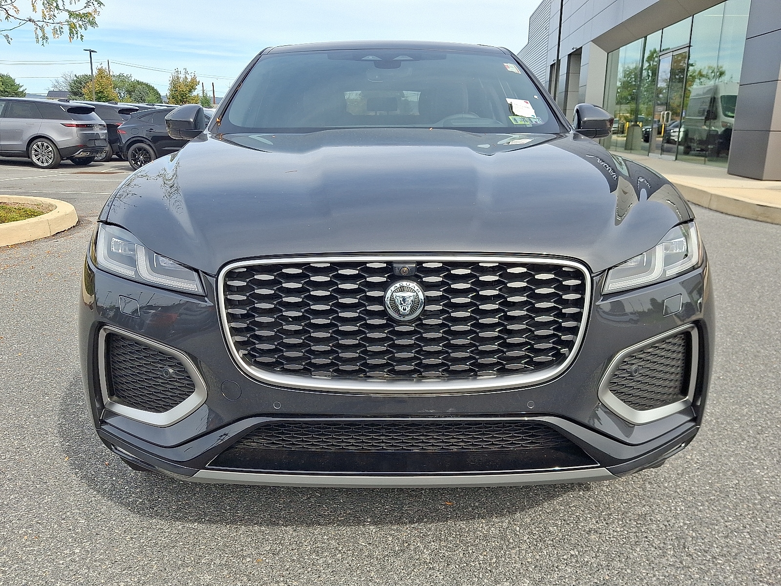 2026 Jaguar F-Pace R-Dynamic S - Photo 6