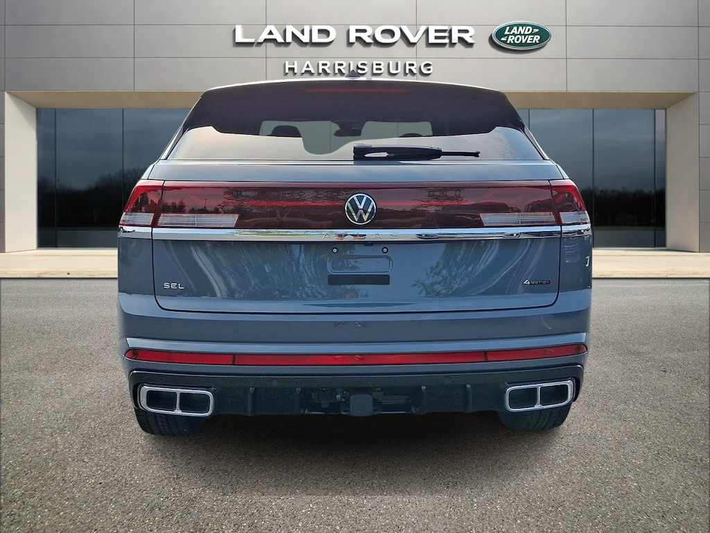 Used 2024 Volkswagen Atlas Cross Sport 2.0T SEL R-Line Sport Utility