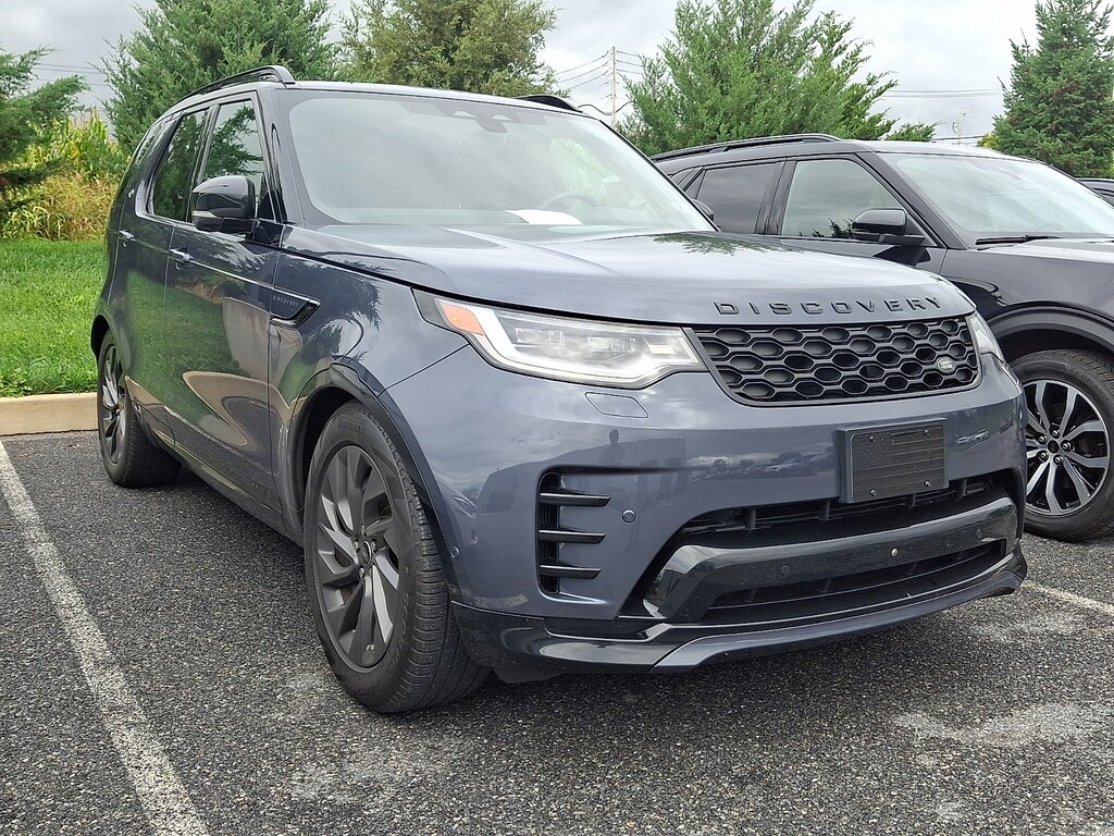 Used 2024 Land Rover Discovery P360 Dynamic SE Sport Utility