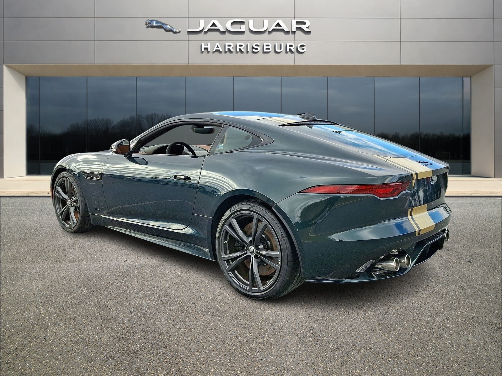2024 Jaguar F-Type R75 - Photo 2