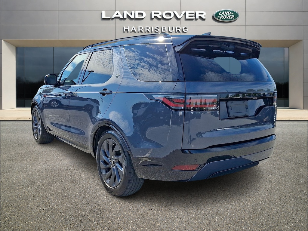 Used 2024 Land Rover Discovery P360 Dynamic SE Sport Utility