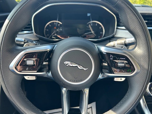 2022 Jaguar XF R-Dynamic SE - Photo 23