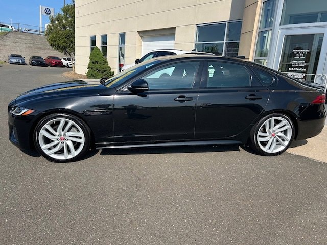 2022 Jaguar XF R-Dynamic SE - Photo 3