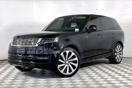 2025 Land Rover Range Rover SE SUV