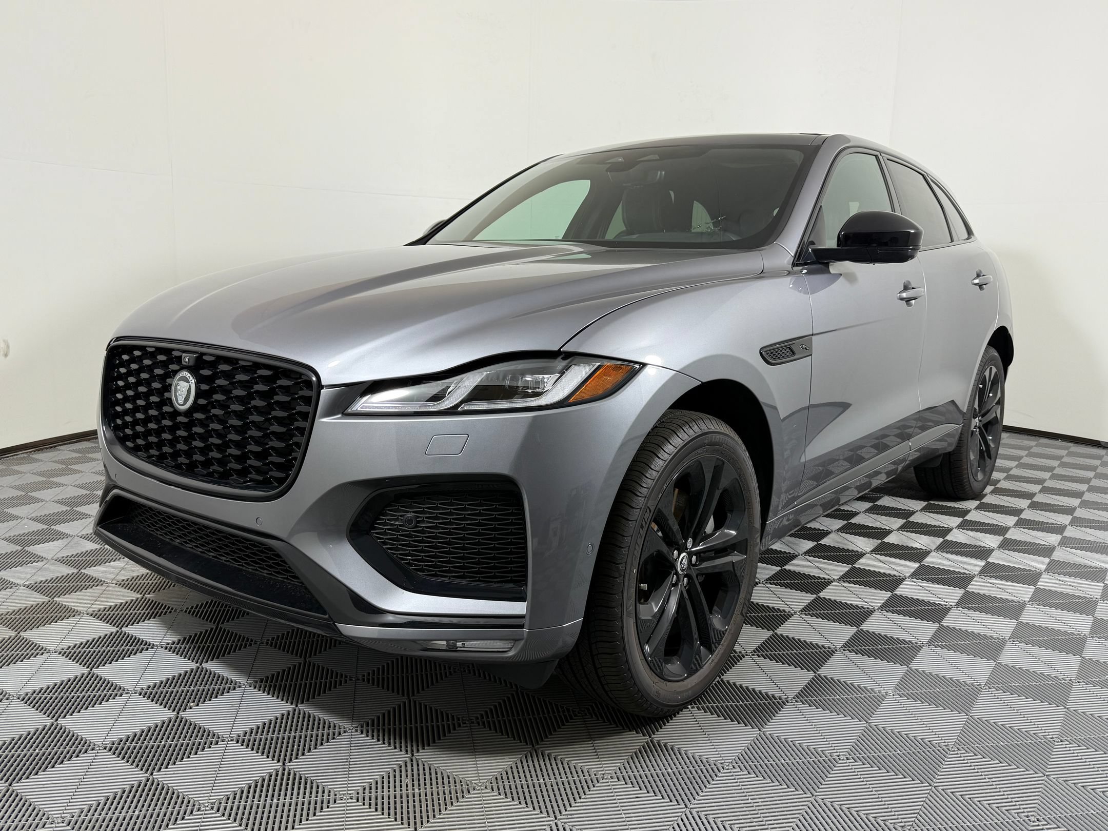2026 Jaguar F-PACE P250 R-Dynamic S SUV