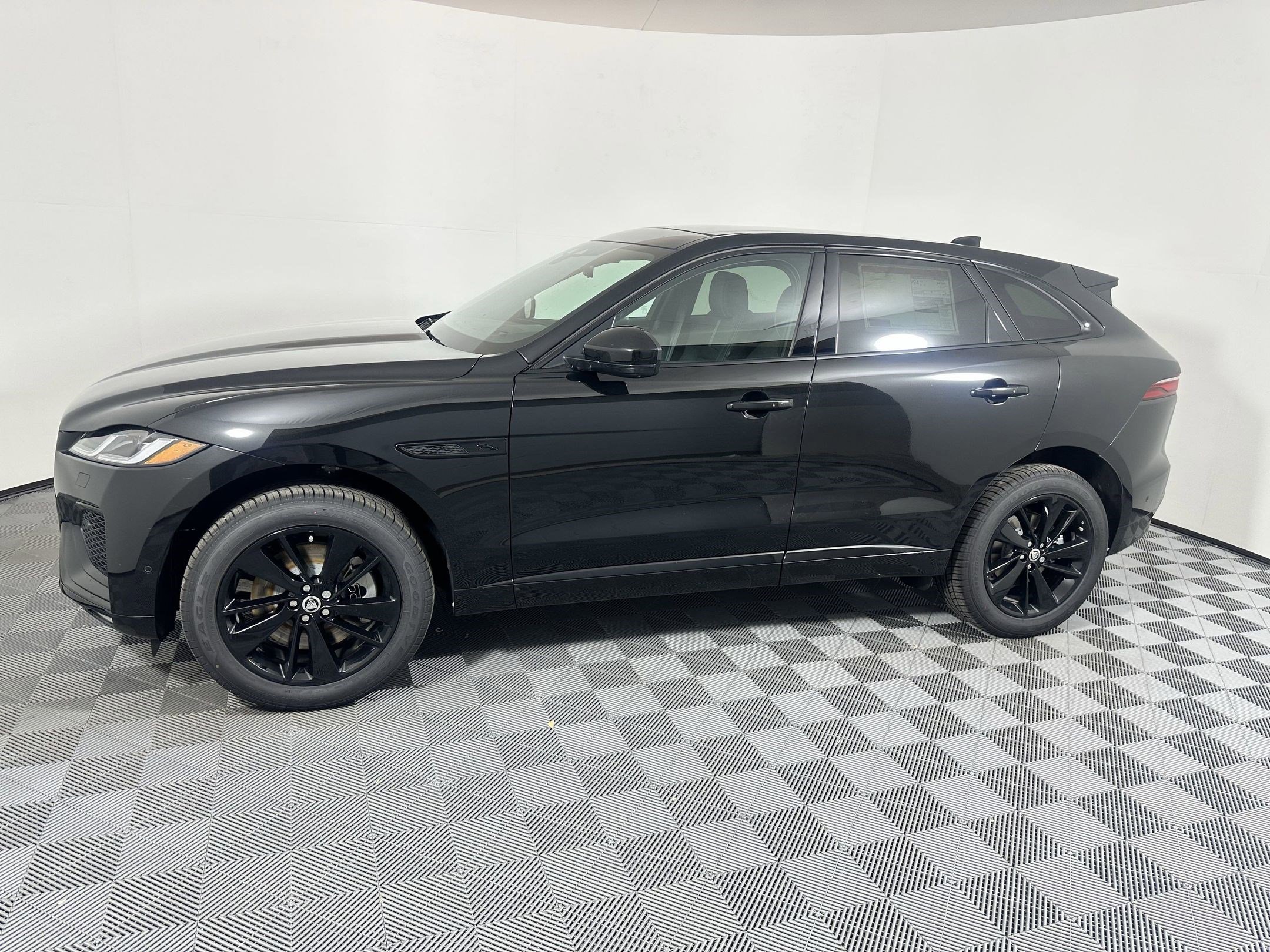 Used 2026 Jaguar F-PACE R-Dynamic S SUV for sale in Houston