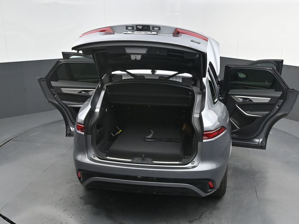 2026 Jaguar F-Pace R-Dynamic S - Photo 47
