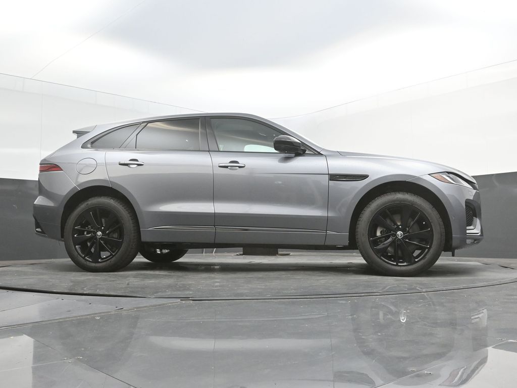 2026 Jaguar F-Pace R-Dynamic S - Photo 42