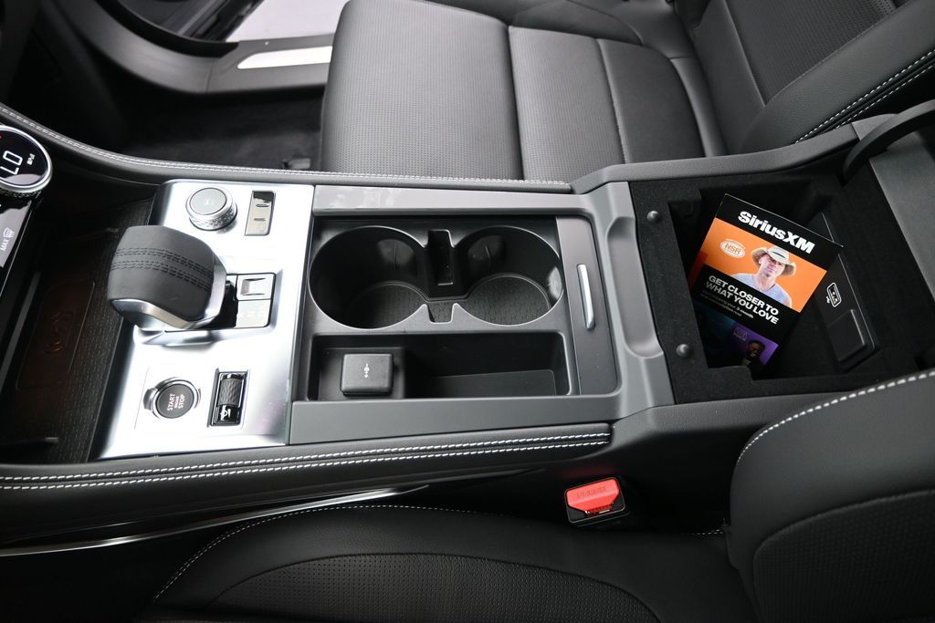 2026 Jaguar F-Pace R-Dynamic S - Photo 28