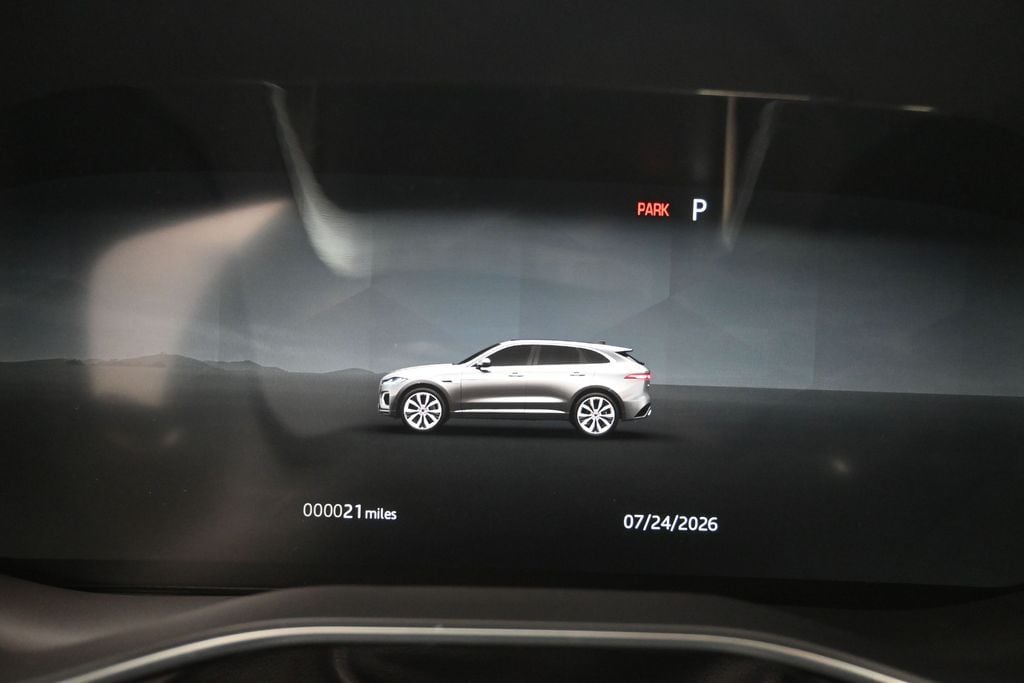 2026 Jaguar F-Pace R-Dynamic S - Photo 25