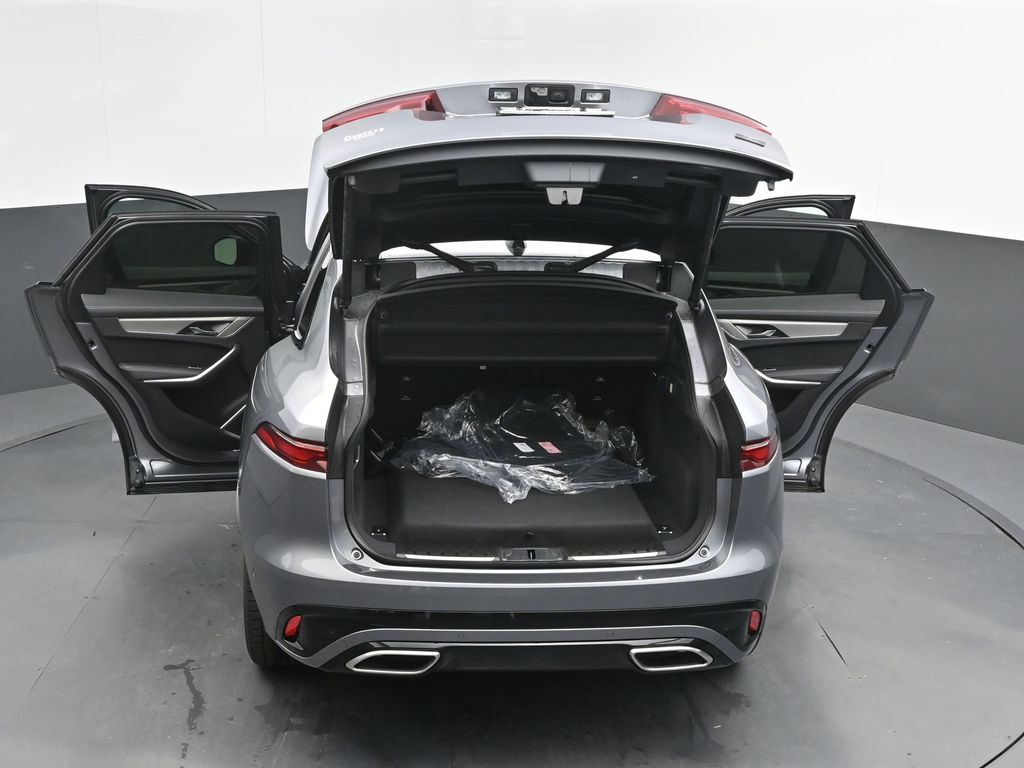 2026 Jaguar F-Pace R-Dynamic S - Photo 48