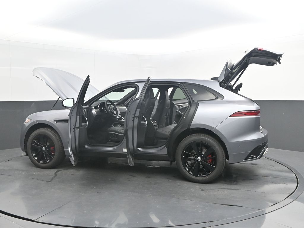 2026 Jaguar F-Pace R-Dynamic S - Photo 47