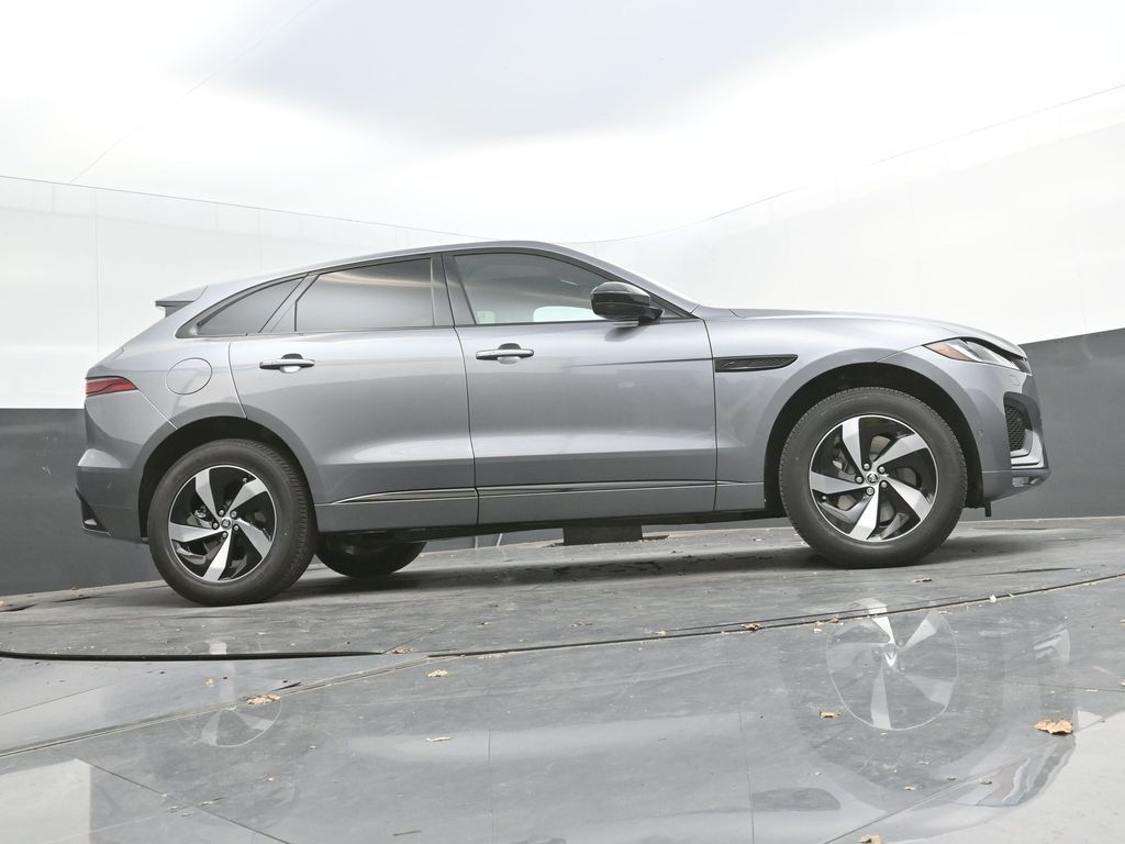2026 Jaguar F-Pace R-Dynamic S - Photo 42
