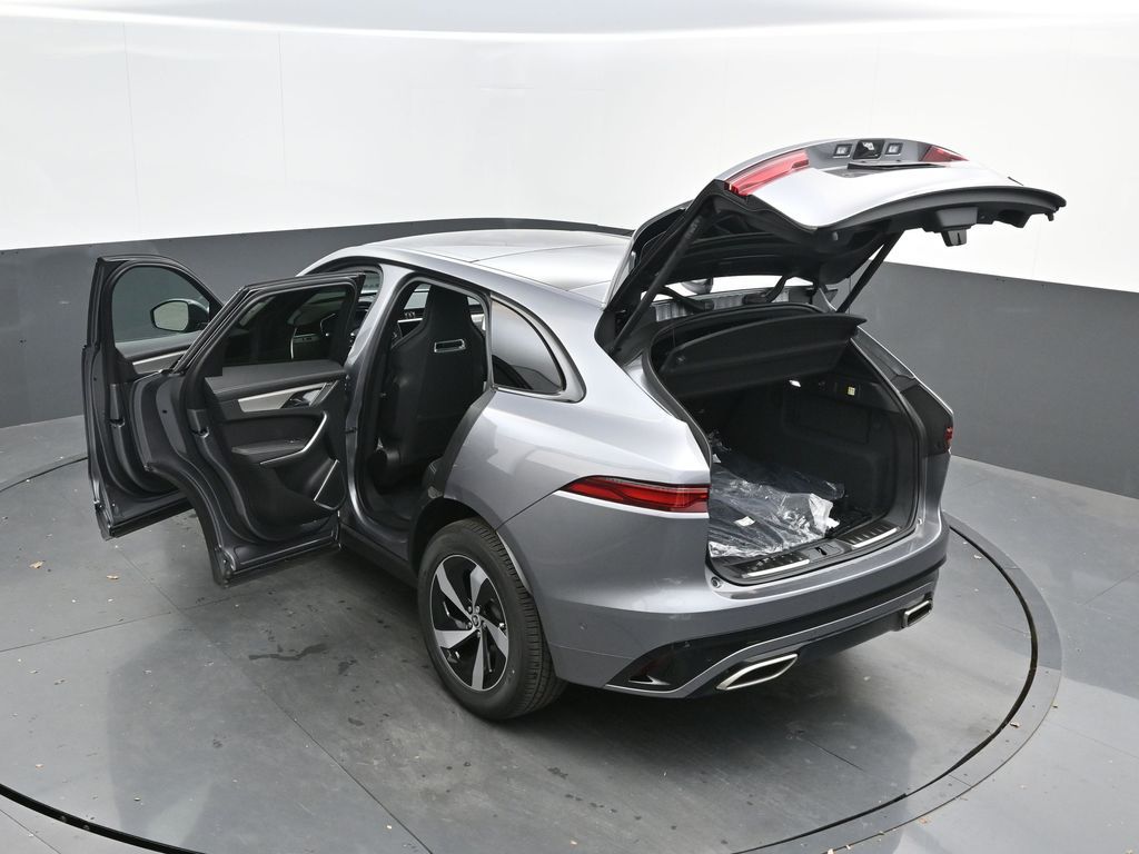 2026 Jaguar F-Pace R-Dynamic S - Photo 49