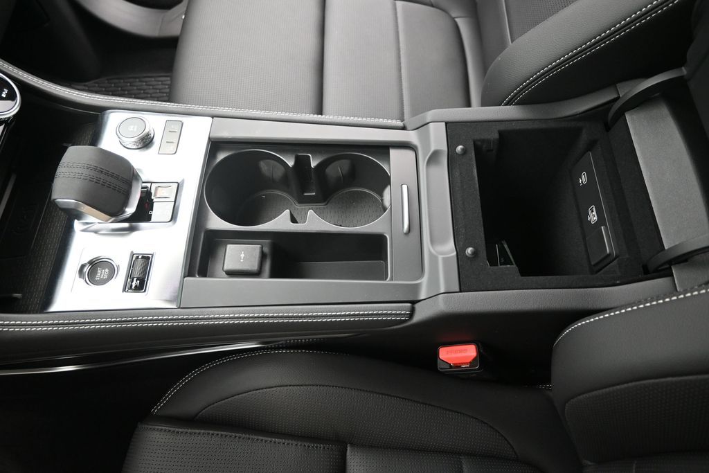2026 Jaguar F-Pace R-Dynamic S - Photo 28