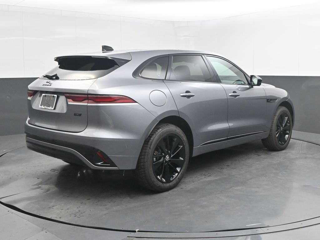 2026 Jaguar F-Pace R-Dynamic S - Photo 7
