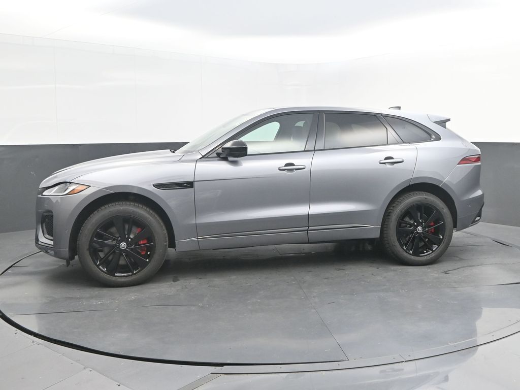 2026 Jaguar F-Pace R-Dynamic S - Photo 2