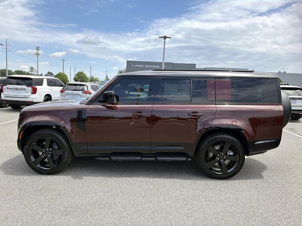 Used 2026 Land Rover Defender 130 X-Dynamic SE SUV