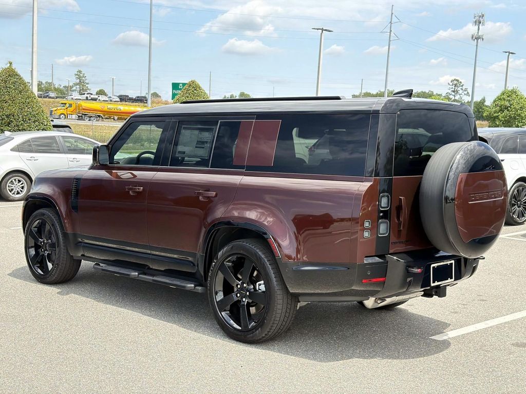 Used 2026 Land Rover Defender 130 X-Dynamic SE SUV