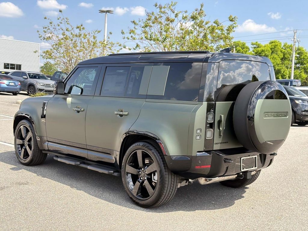 Used 2026 Land Rover Defender 110 X-Dynamic SE SUV