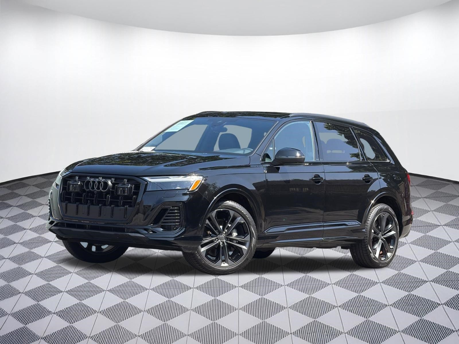 2026 Audi Q7 Premium Plus