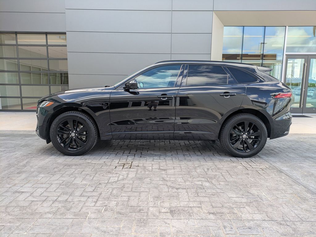 2026 Jaguar F-Pace R-Dynamic S - Photo 7