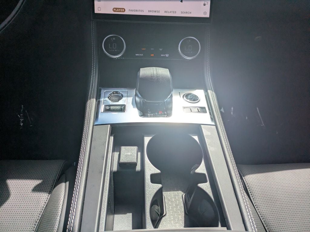 2026 Jaguar F-Pace R-Dynamic S - Photo 19