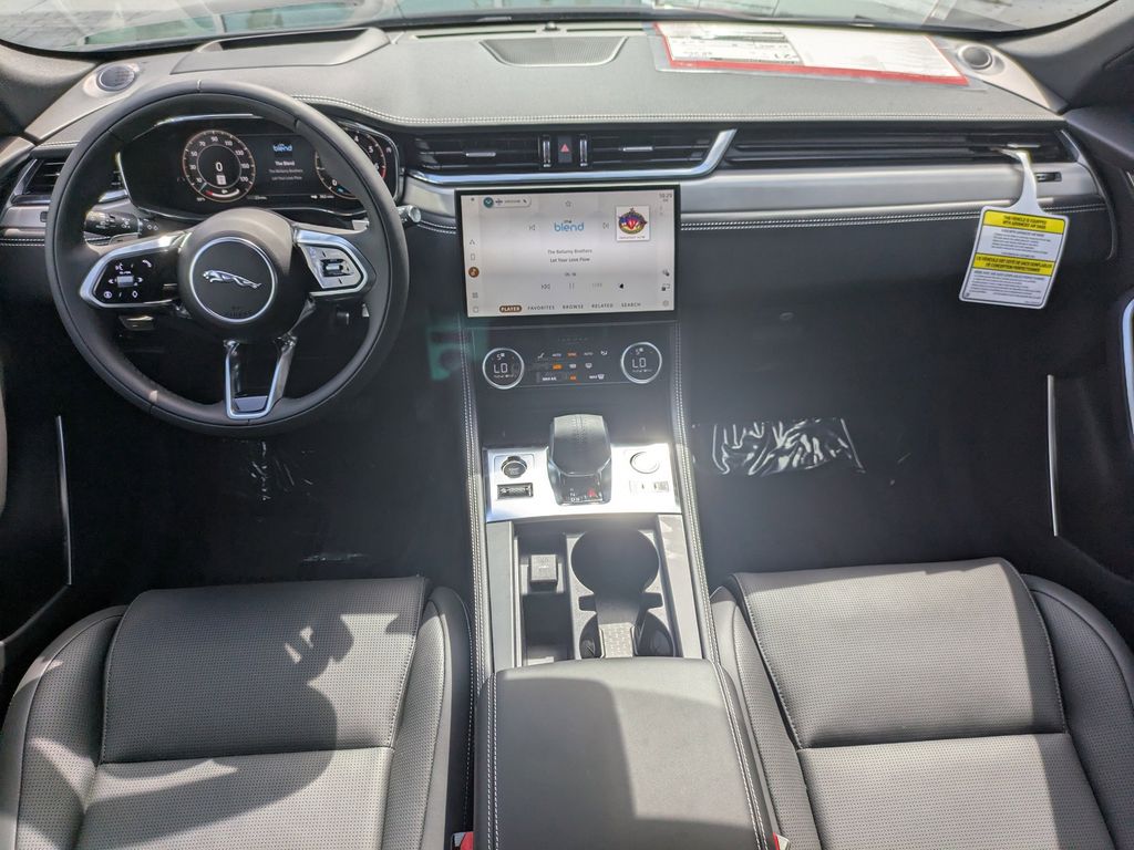 2026 Jaguar F-Pace R-Dynamic S - Photo 15