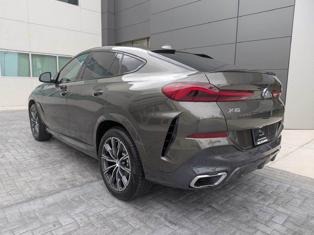 Used 2022 BMW X6 xDrive40i SUV