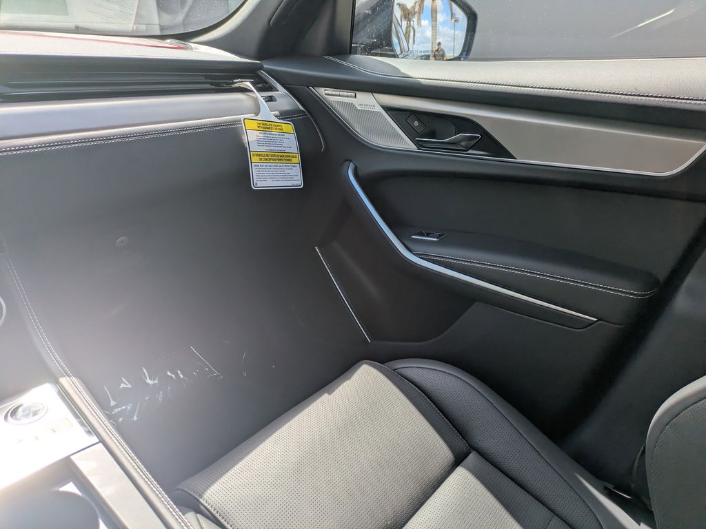 2026 Jaguar F-Pace R-Dynamic S - Photo 17