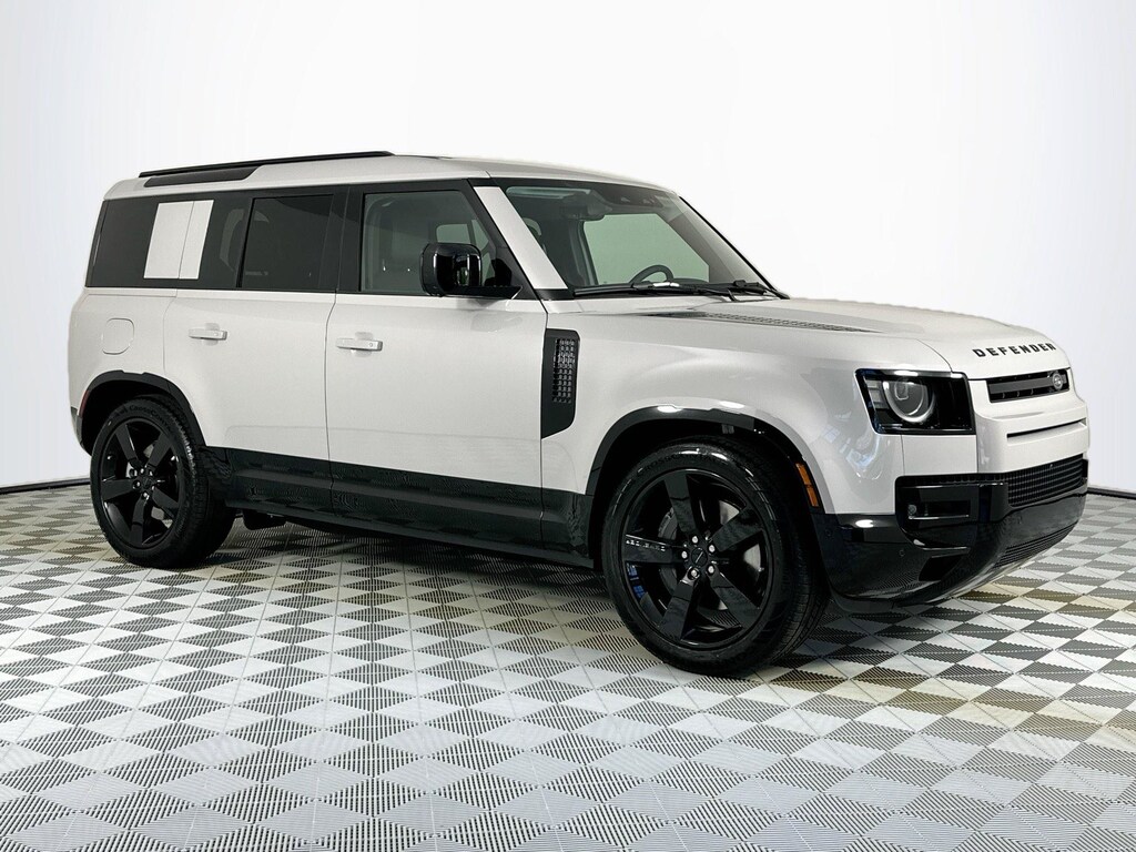 Used 2026 Land Rover Defender 110 X-Dynamic SE SUV