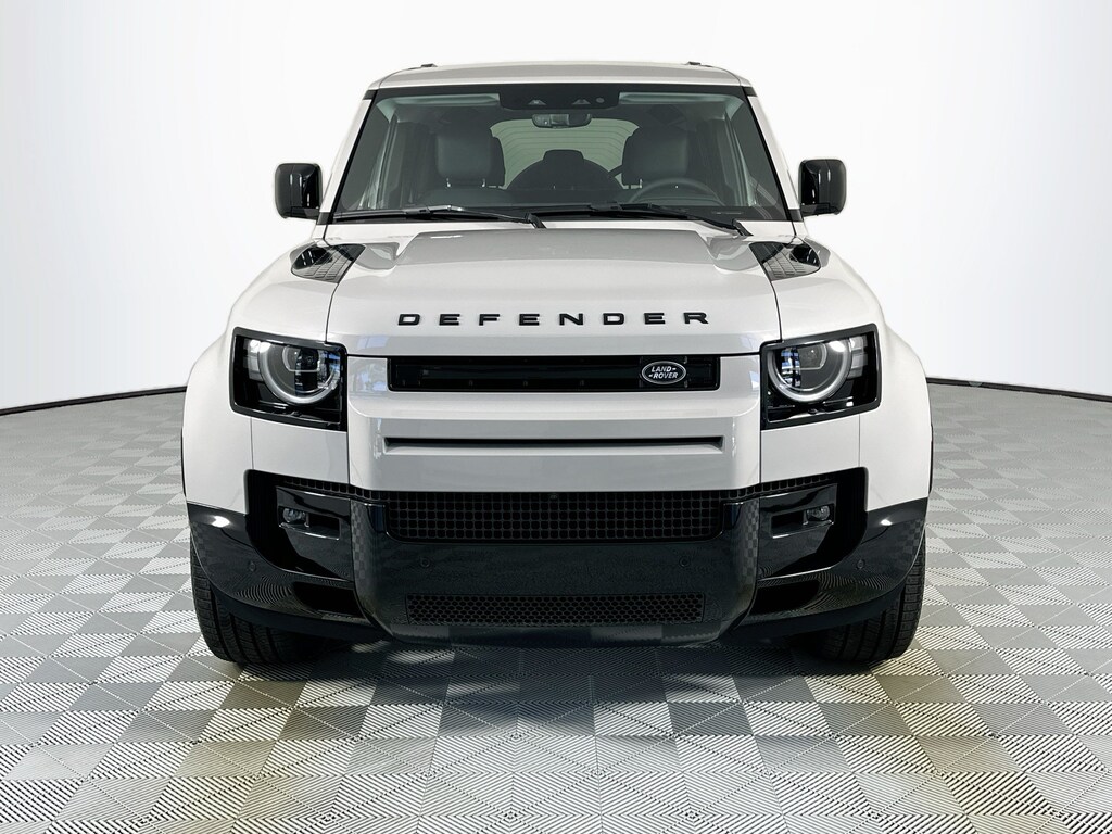 Used 2026 Land Rover Defender 110 X-Dynamic SE SUV