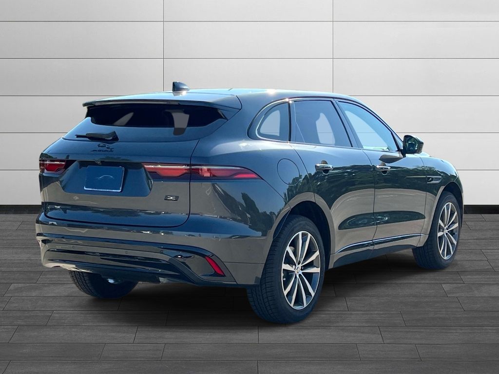 2026 Jaguar F-Pace R-Dynamic S - Photo 5