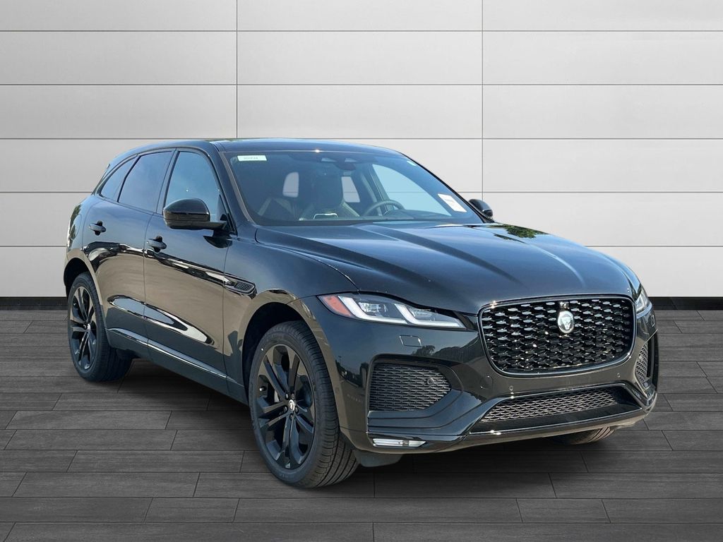 2026 Jaguar F-Pace R-Dynamic S - Photo 7