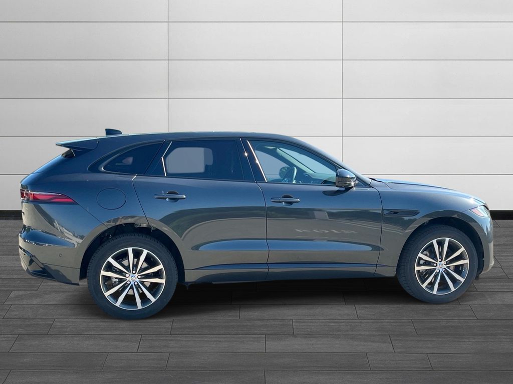 2026 Jaguar F-Pace R-Dynamic S - Photo 6