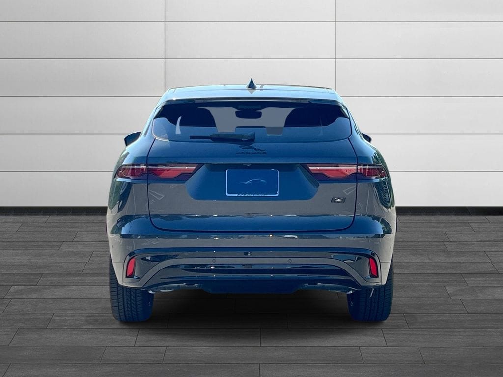 2026 Jaguar F-Pace R-Dynamic S - Photo 4