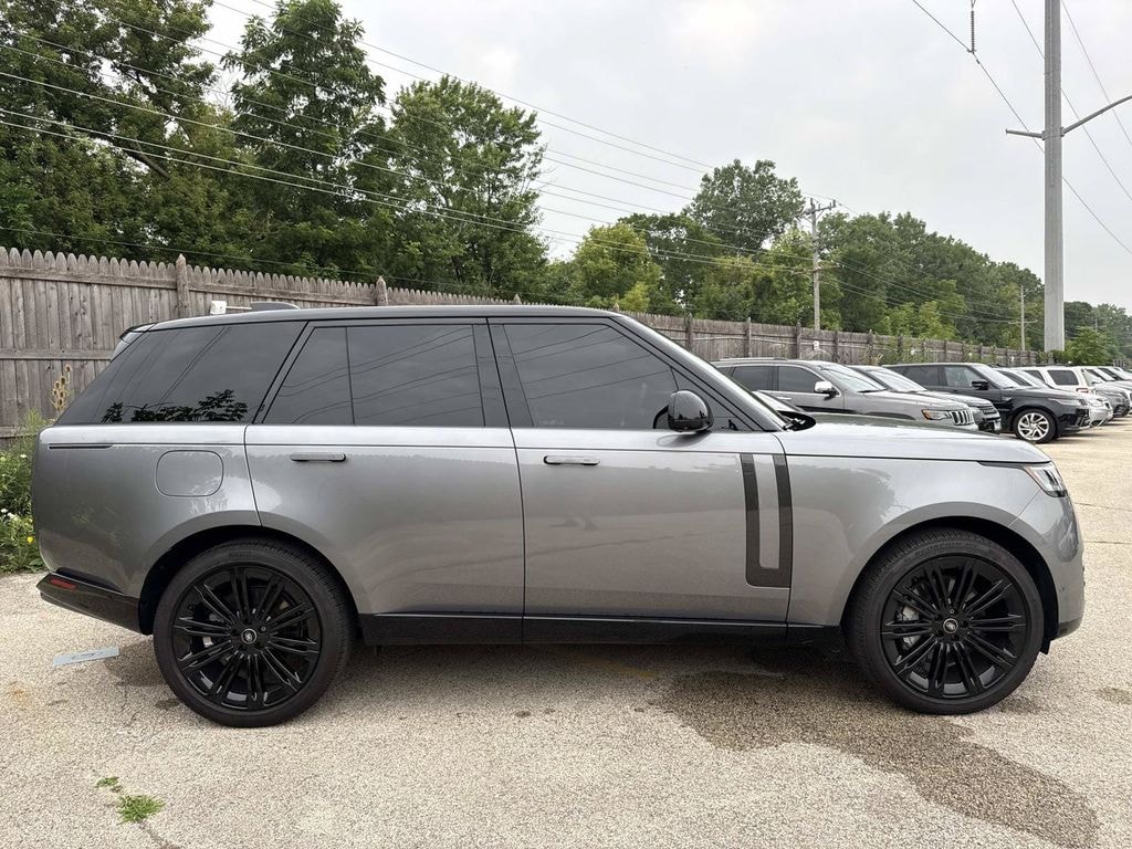 Used 2025 Land Rover Range Rover SE SUV