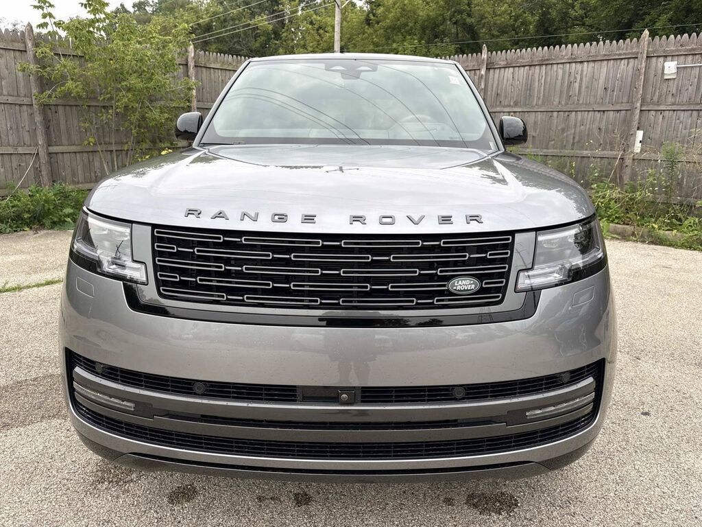 Used 2025 Land Rover Range Rover SE SUV