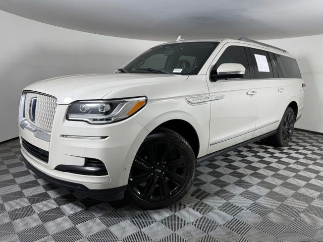 2023 Lincoln Navigator