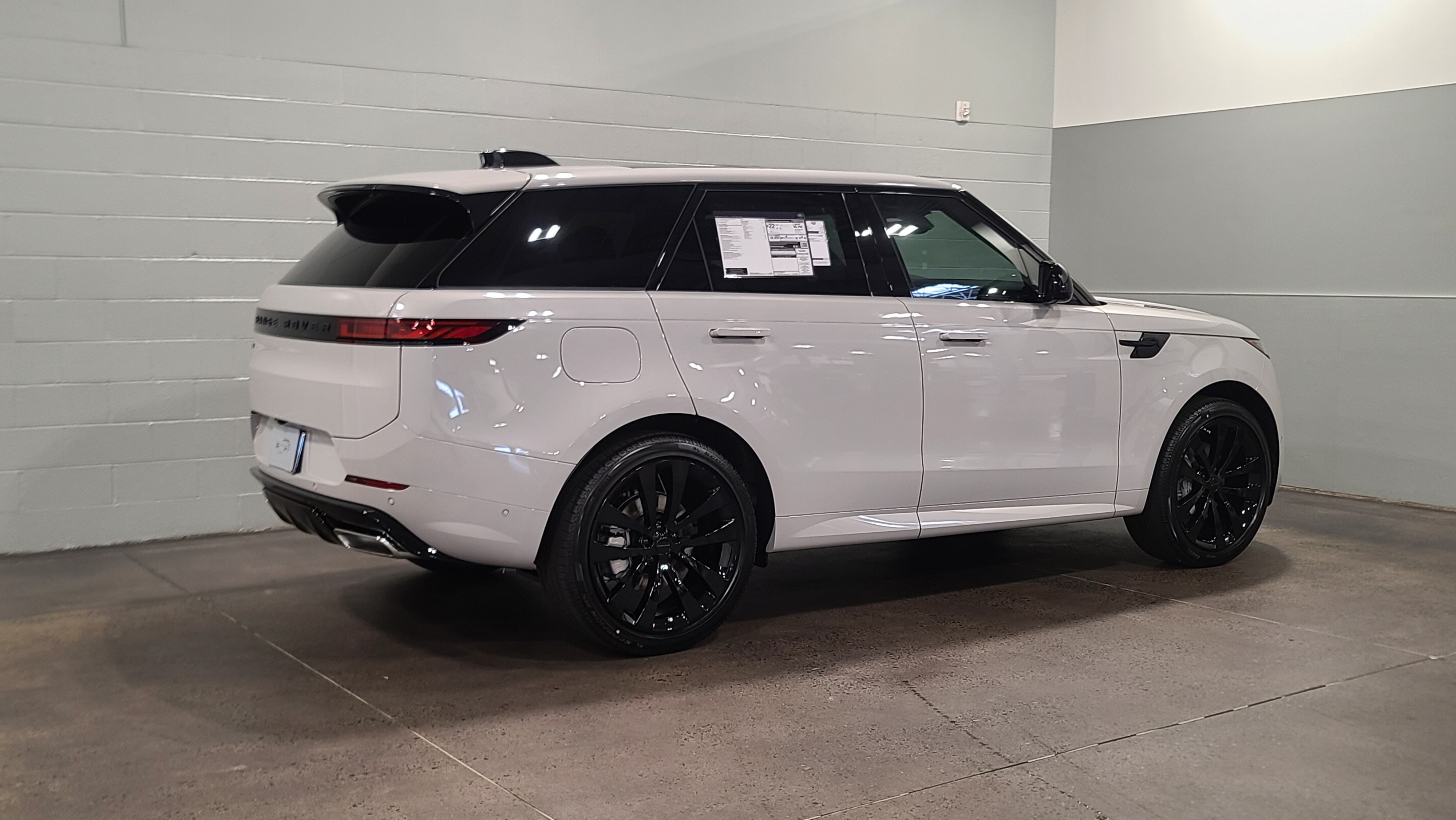 2026 Land Rover Range Rover Sport Dynamic SE SUV